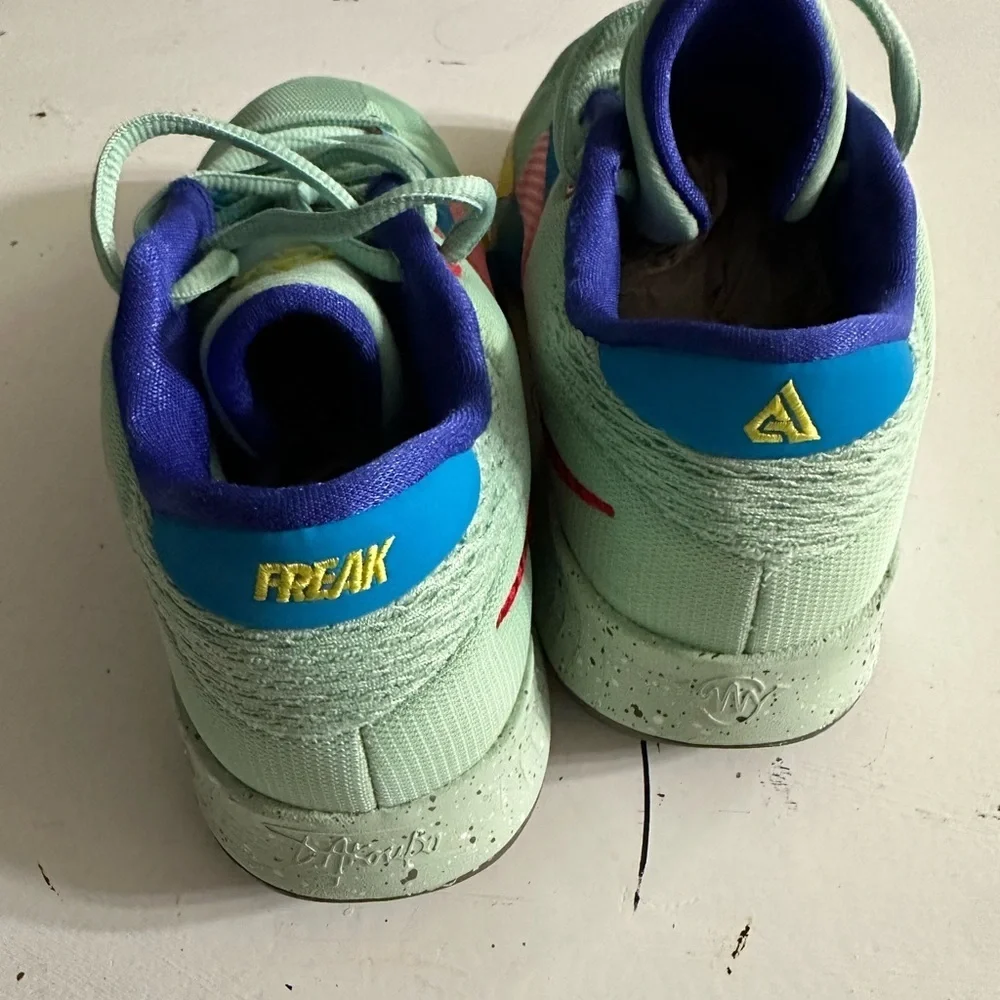 Nike Green and Red Sneakers with Dynamic Design